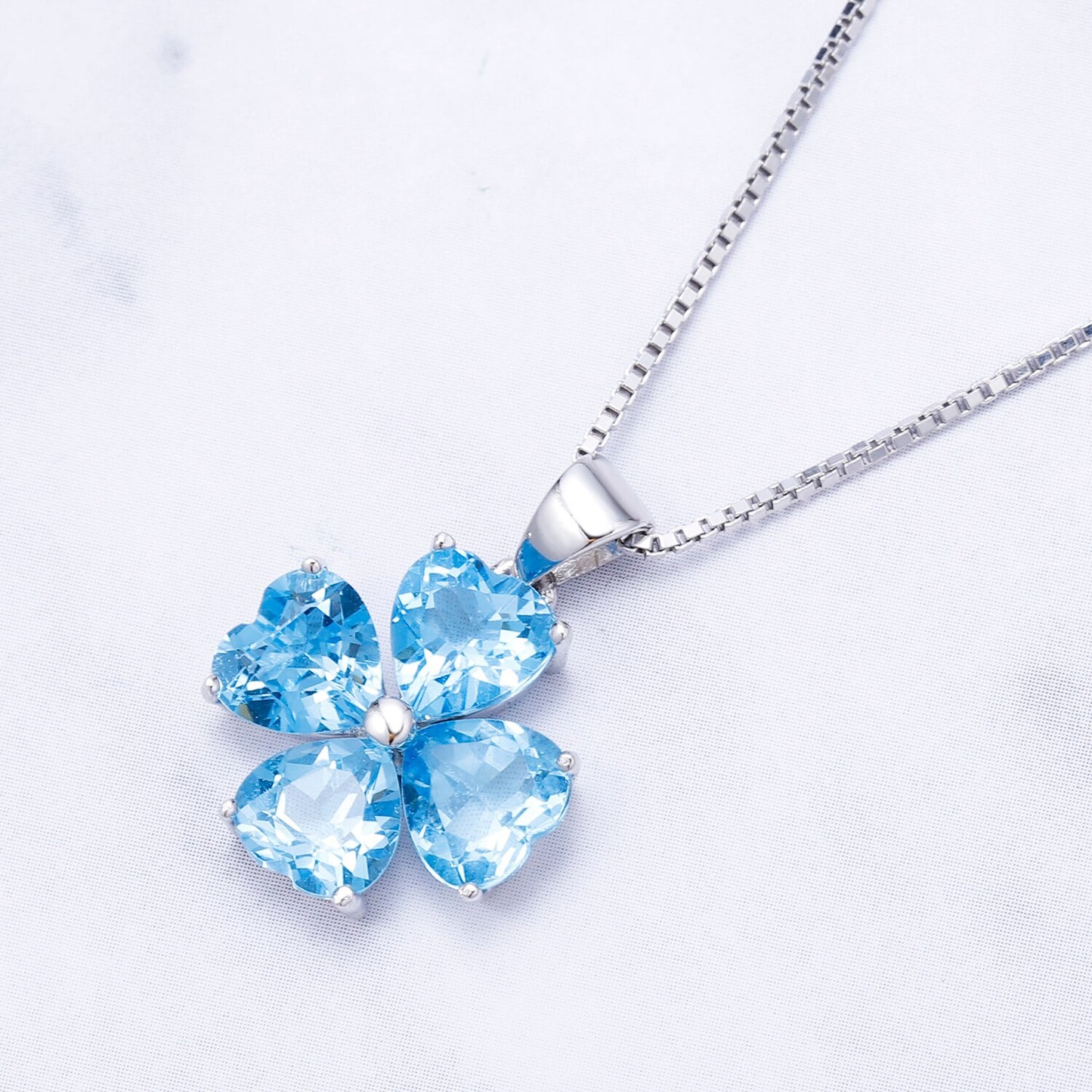 4 Leaf Clover Pendant Necklace