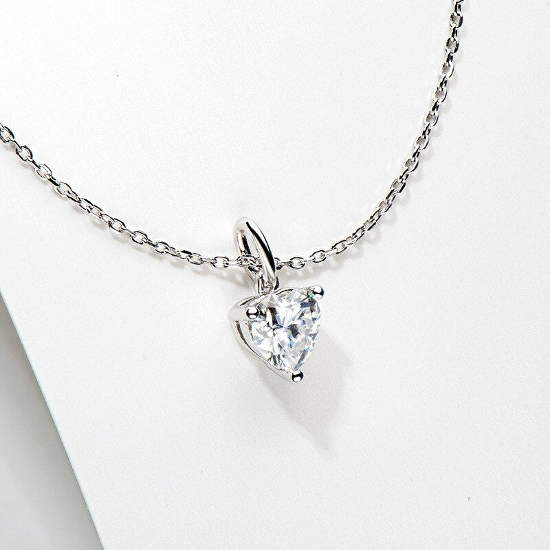 Elegant Heart Shaped Moissanite Diamond Necklace