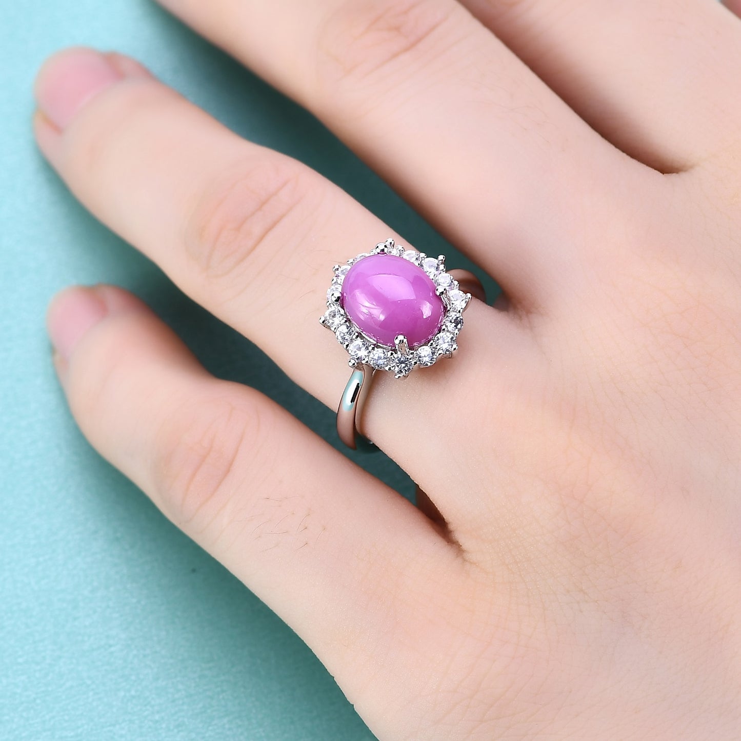 Linde Star Sapphire/Ruby Large Gemstone Ring